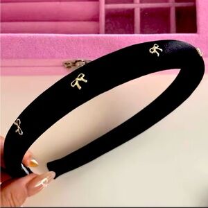 Simply chic 4 Elegant Black Headband with Gold Bows